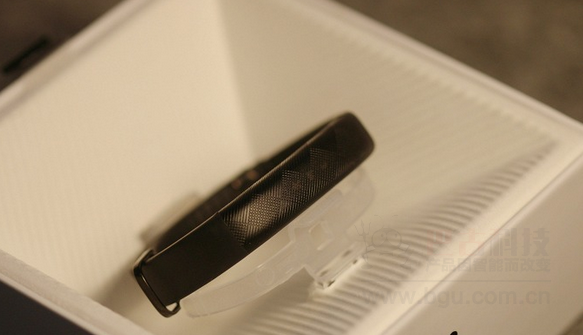 Jawbone_UP2正面.png Jawbone_UP2正面.png