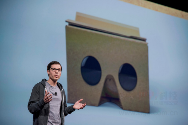 Cardboard,20%的项目成就最成功的虚拟现实装置 Cardboard,20%的项目成就最成功的虚拟现实装置